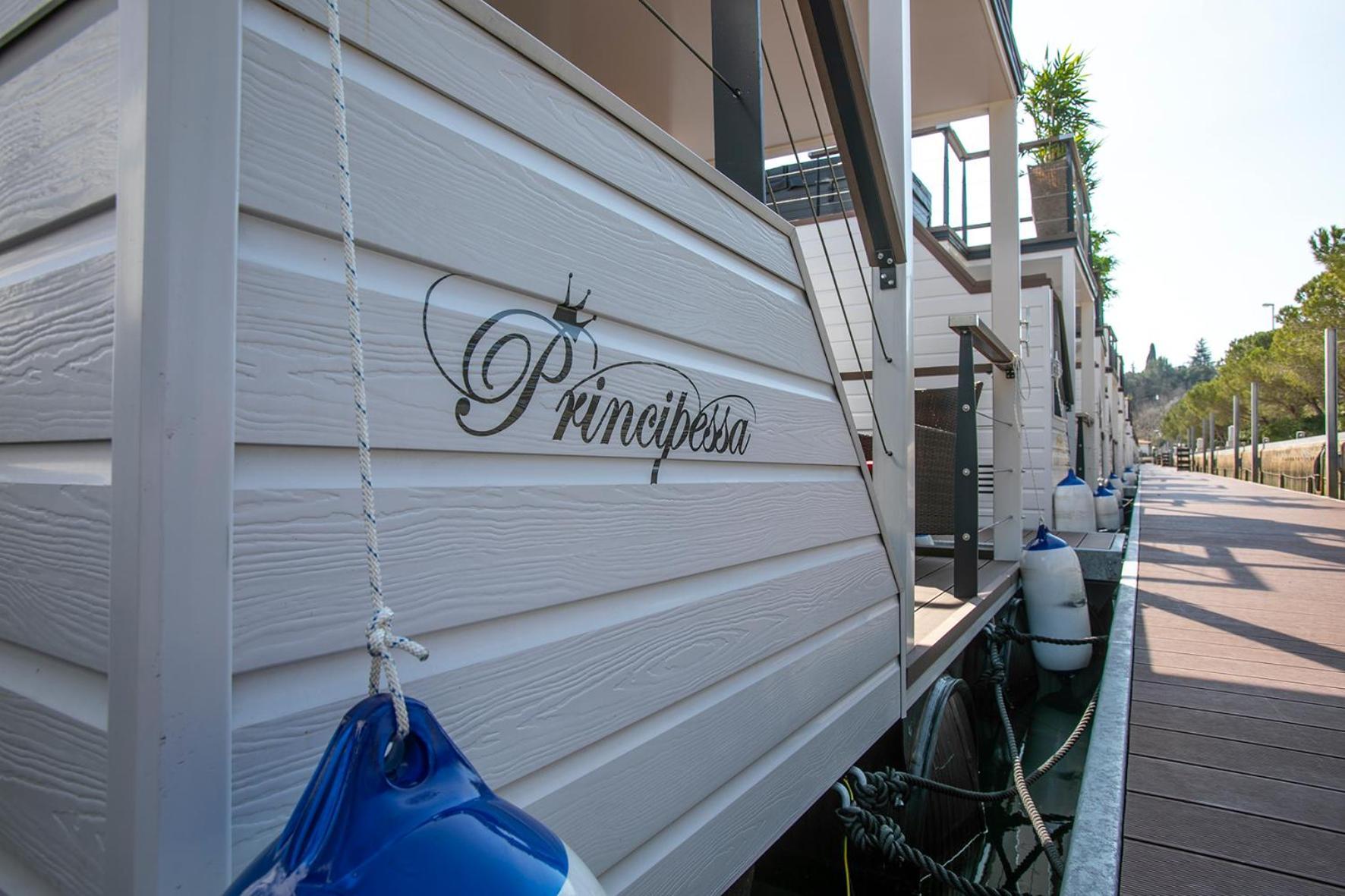Вилла Floating Sea House Principessa Порторож Экстерьер фото