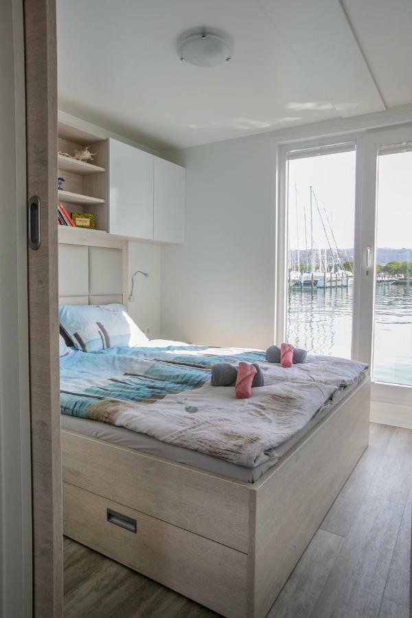 Вилла Floating Sea House Principessa Порторож Экстерьер фото